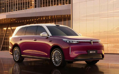 官方整活 魏牌汽车：长城董事长魏建军成为V9X代言人