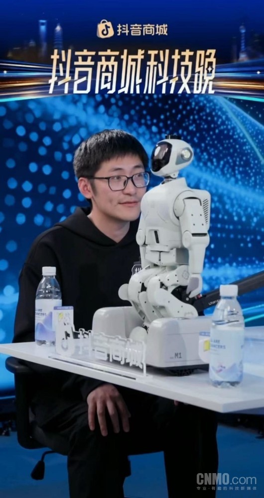 影视飓风Tim对话元点智能郭人杰：M1机器人迭代速度惊人，将接入“小龙虾”5月量产