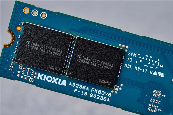 万兆普及风暴！铠侠EXCERIA G3 VC10 NVMe SSD实测：让PCIe 5.0从此清凉高效