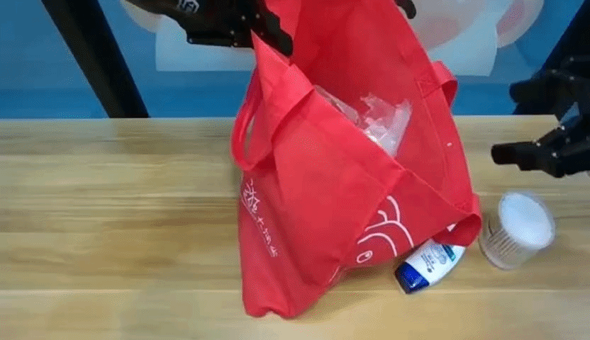 RoboScience打造具身世界模型，用物体3D点云轨迹打开物理认知的黑箱