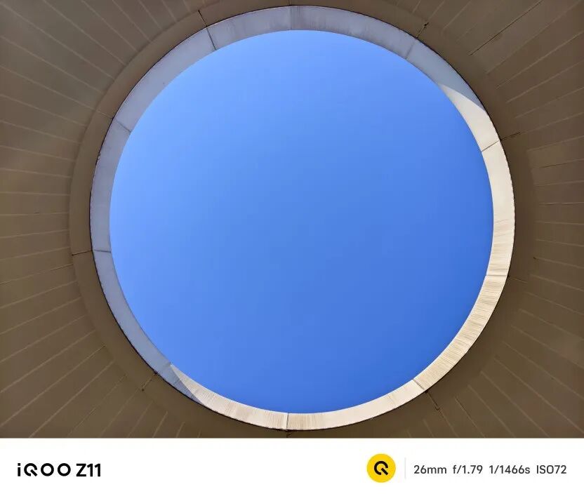 配置倒翻天罡，体验究竟如何？iQOO Z11全面评测