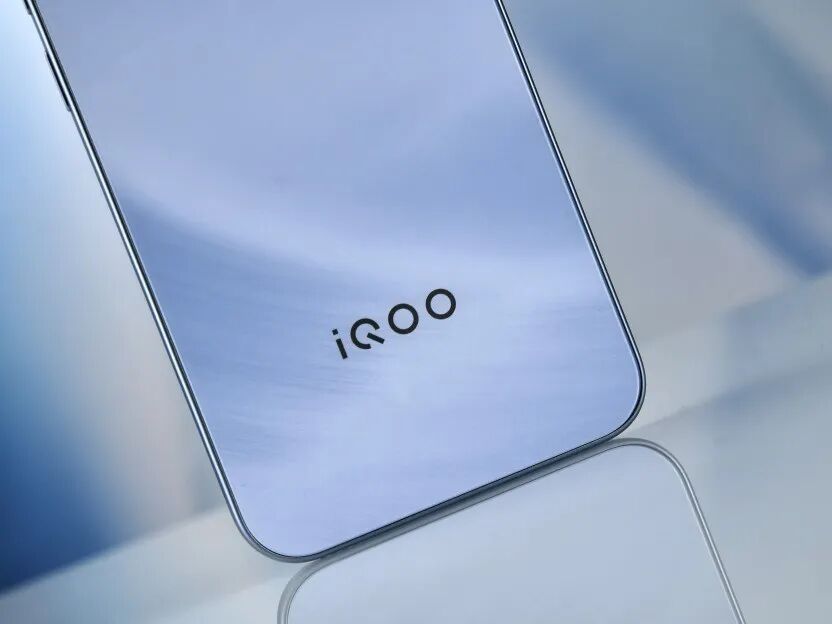 配置倒翻天罡，体验究竟如何？iQOO Z11全面评测